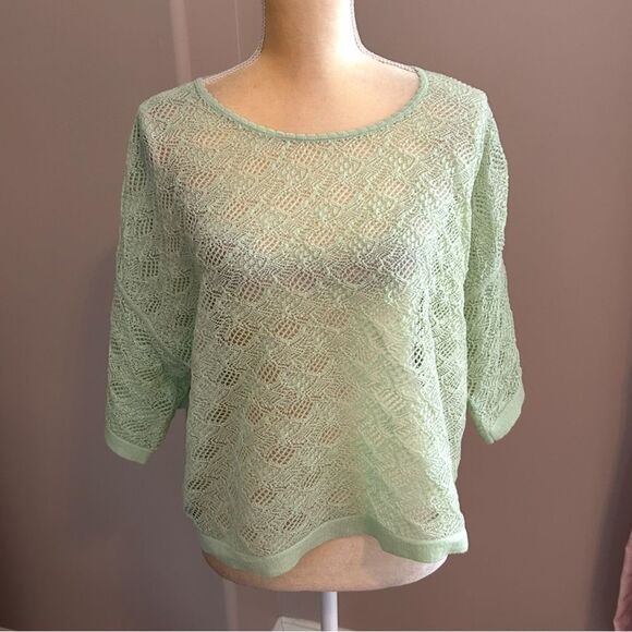 EUC Club Monaco Cropped Top(size Large) - Picture 6 of 9